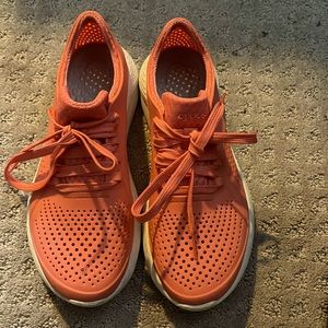 Women’s Lite Ride by Crocs sneakers